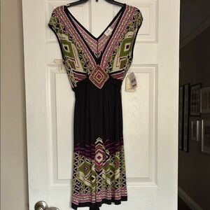 ECI Black and Pink Sheath Midi Dress with Flutter Cap Sleeves